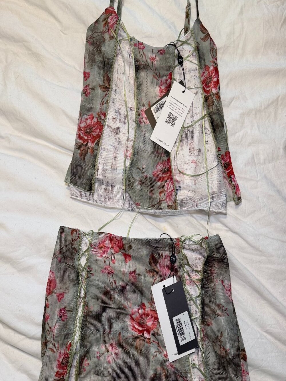 Tiger Mist Women's Orion Skirt Set in : Floral Script, Size S